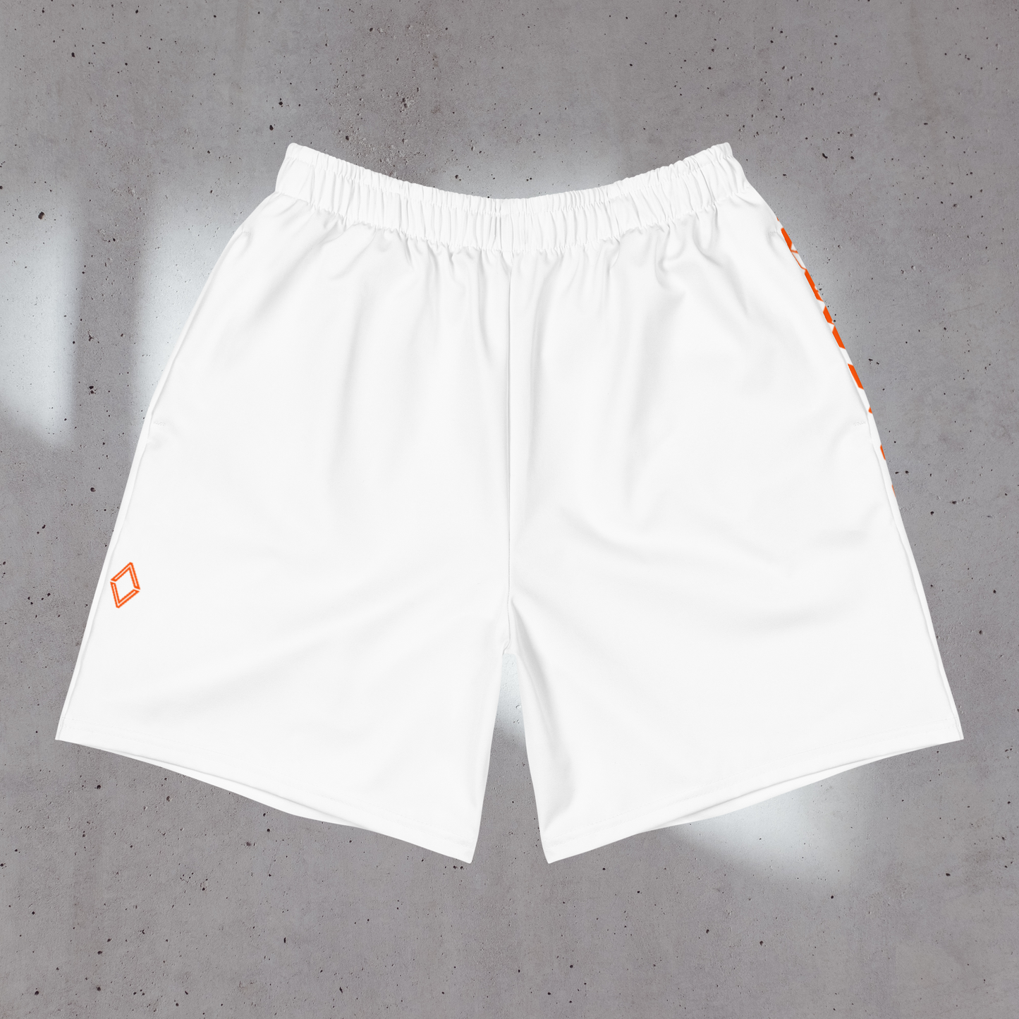 Le modèle "GOTH MARS SHORT" est un short unisexe, existe en 4 coloris (orange, gris, noir ou blanc). Parfait pour le sport ou pour tous les jours, léger, ample et ultra confortable. Coupe américaine, cordon intérieur, poches. Design vertical "ORANGE MARS" façon gothique sur le côté gauche. Crédits Photographie ©Astrid Manoukian / ORANGE MARS OFFICIAL - SHOP ONLINE