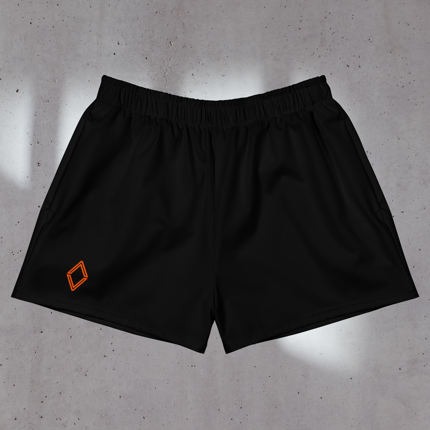 Le modèle "MINI GOTH MARS SHORT" existe en 4 coloris (orange, noir, gris ou blanc). C'est un mini short streetwear d'été confortable, taille haute à porter au-dessus des hanches, avec son design à l'arrière "ORANGE MARS" façon gothique ultra stylé. Agréable, élastique et surtout adapté à toutes les morphologies. Crédits Photographie ©Astrid Manoukian / ORANGE MARS OFFICIAL - SHOP ONLINE