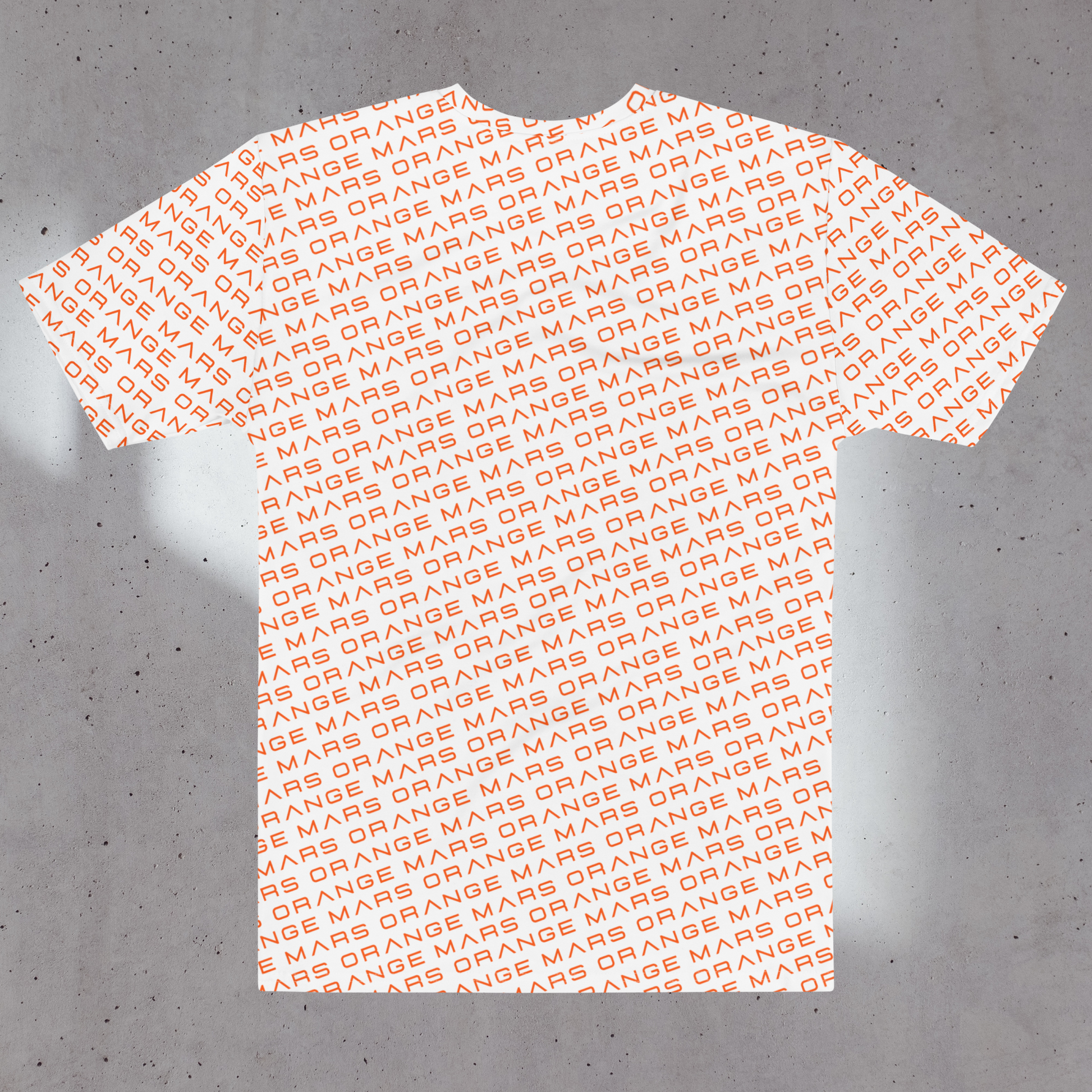 Le modèle "ALL OVER MARS TEE" est LE tee-shirt 100% orange vision : il apporte dynamisme, énergie, et style en toute circonstance à votre tenue. La matière a été choisie pour être souple, douce, et confortable, avec un "toucher" coton qui ne ternit pas au lavage. Ce modèle existe en noir, blanc et orange. Crédits Photographie ©Astrid Manoukian / ORANGE MARS OFFICIAL - SHOP ONLINE